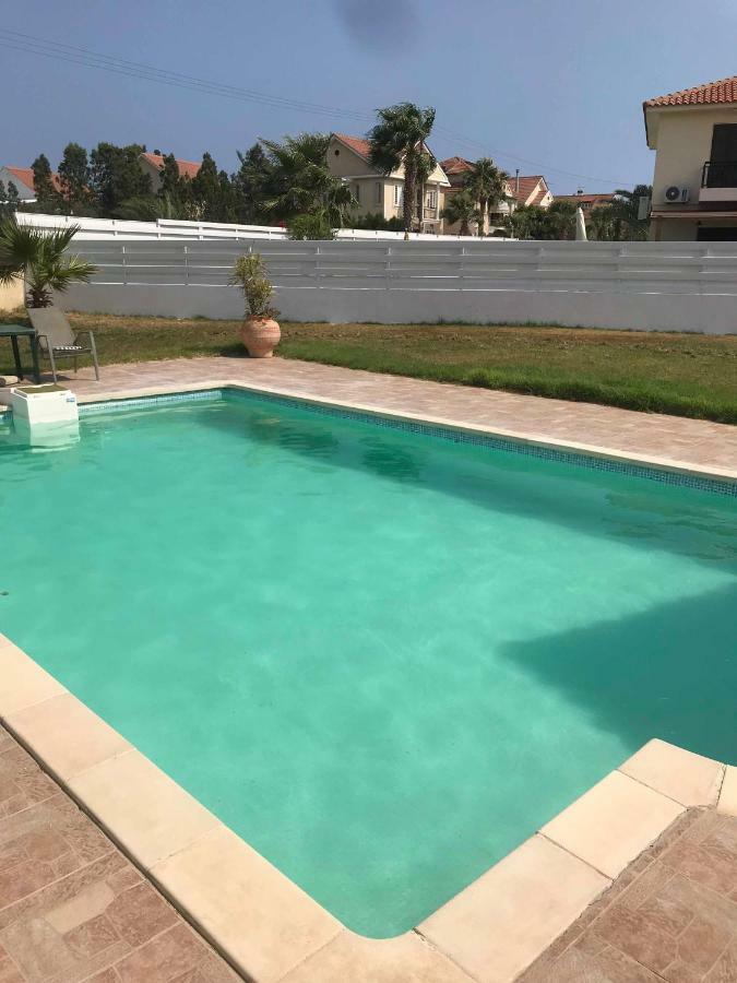 Limni Pool House B Vila Larnaca Exterior foto
