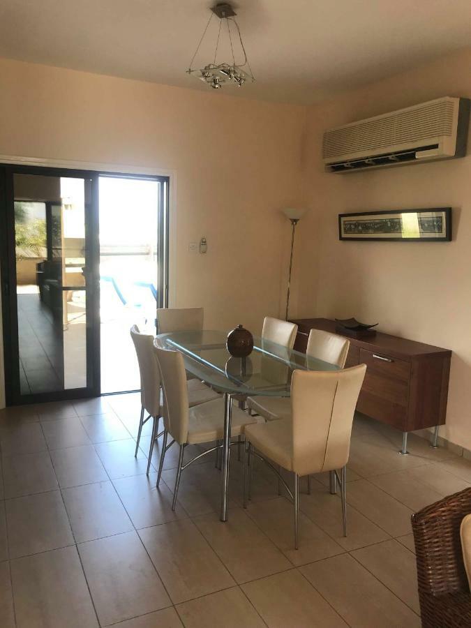 Limni Pool House B Vila Larnaca Exterior foto